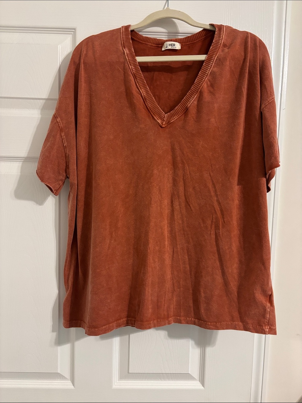 Washed V-Neck Boxy Tee in Rust Orange